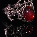 NEW MOON VOLTURI BLOOD CROWN ADJUSTABLE RING