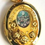 Renesmee Crest NECKLACE LOCKET Twilight